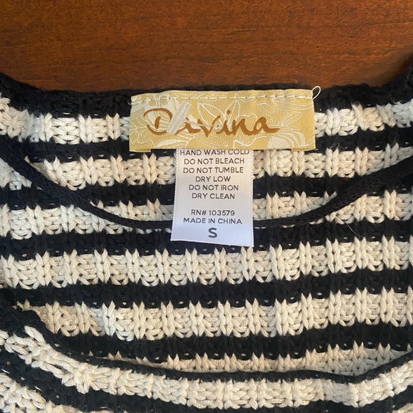 Striped sweater dress - Picture 3 of 3